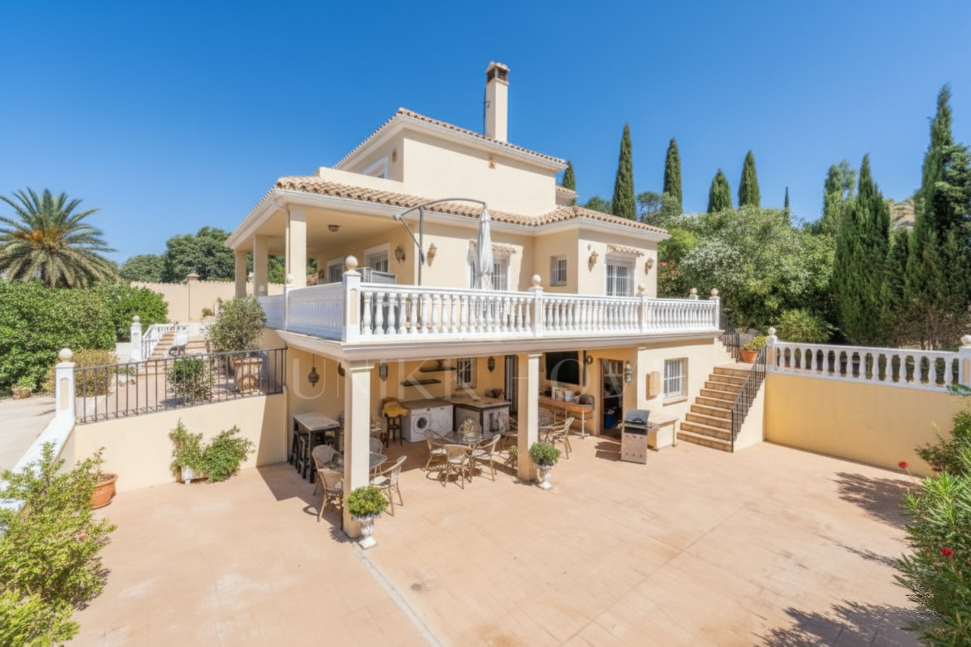 Panoramic Sea View Estate with Tourist License and Income Potential - near Sierra Bermeja, Estepona