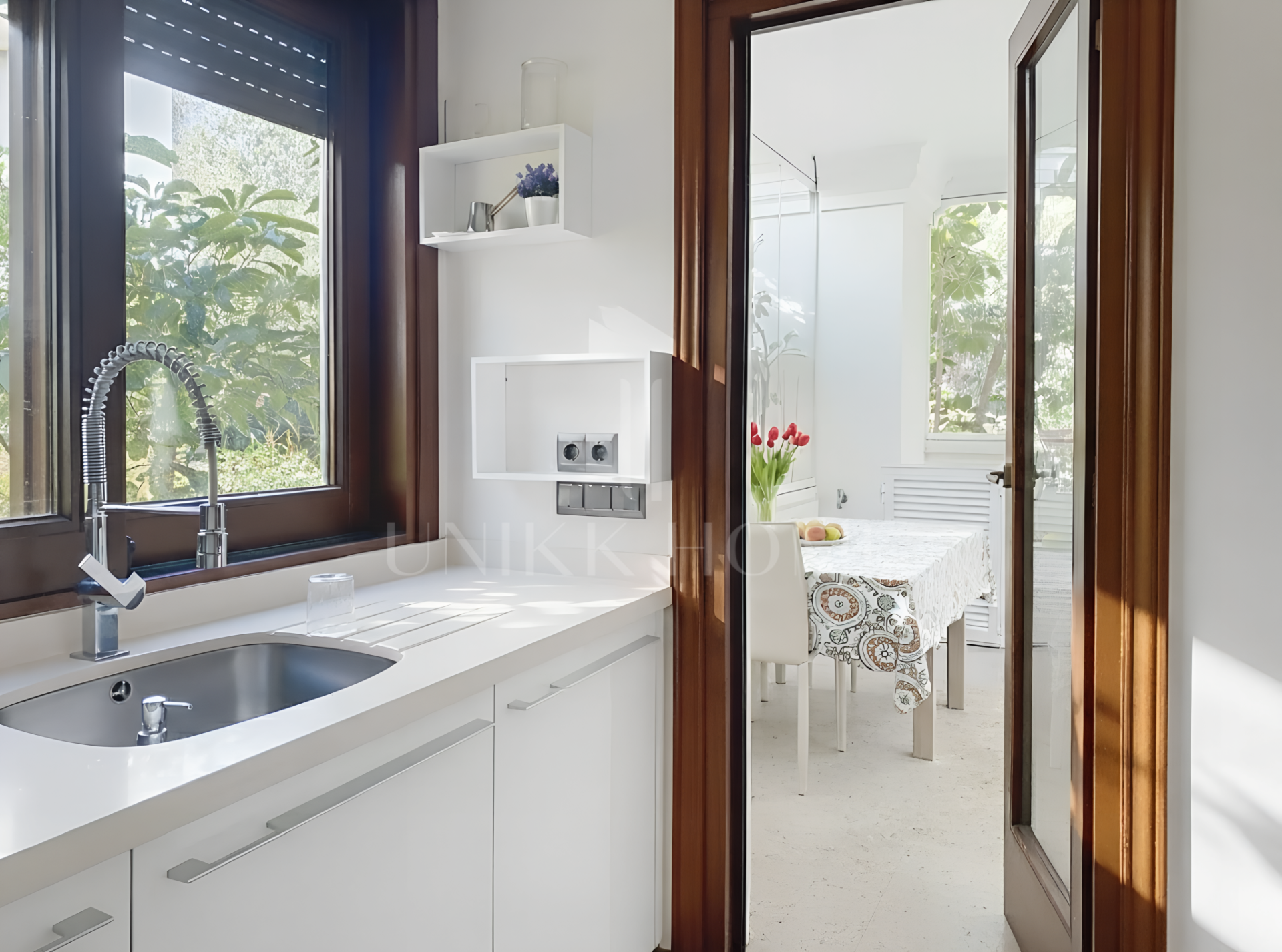 Exclusive high-end apartment with direct sea views on the beachfront - Doncella Beach, Estepona