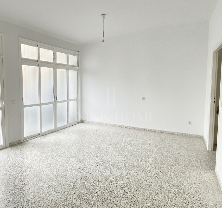 Spacious townhouse in Calvario, Estepona, with private patio and terraces