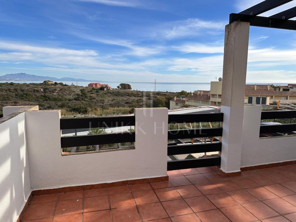 Ático dúplex a estrenar cerca de la playa en Alcorrín, Manilva