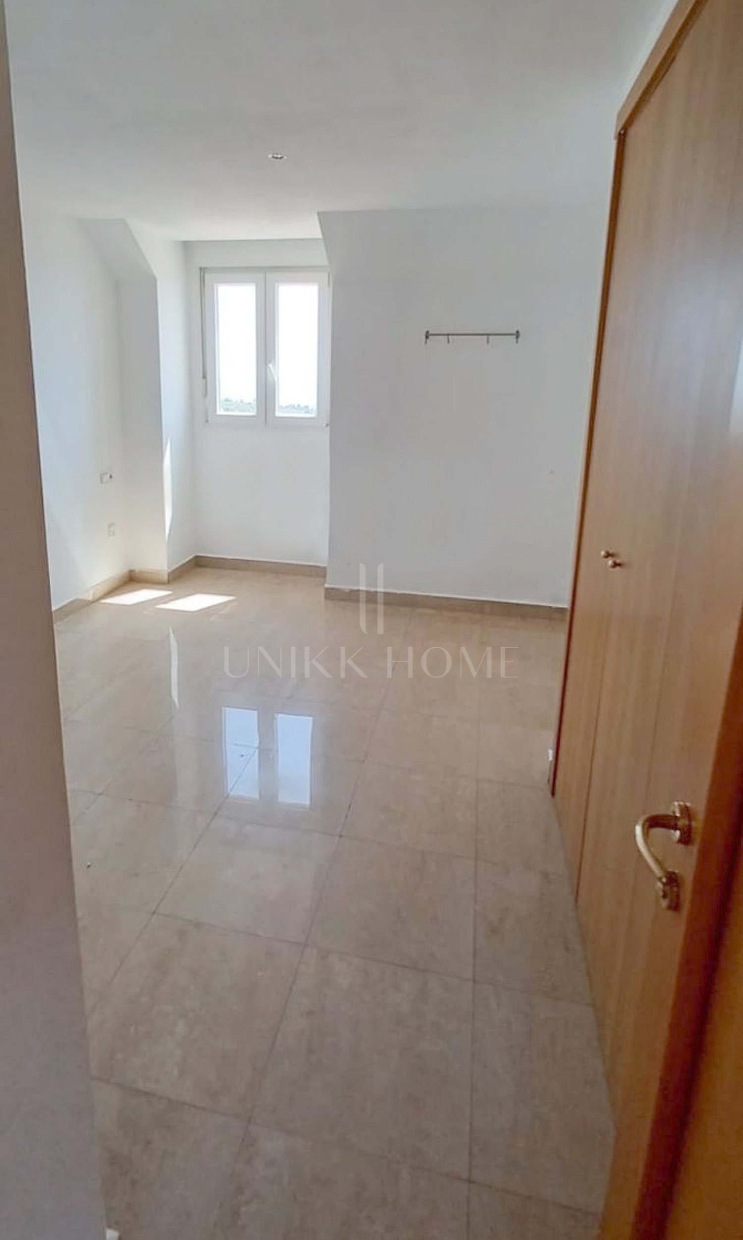Brand new duplex penthouse apartment near the beach in Alcorrín, Manilva