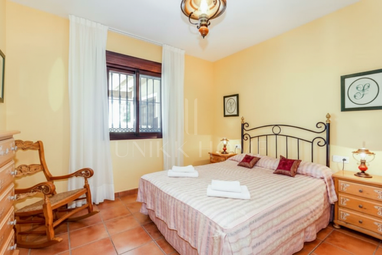 Panoramic Sea View Andalusian Villa Just Minutes from Estepona - Los Reales