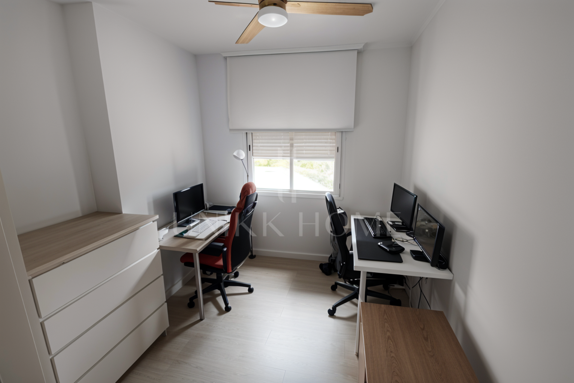 Apartamento reformado con garaje, trastero y piscina, cerca del casco histórico de Estepona - Centro