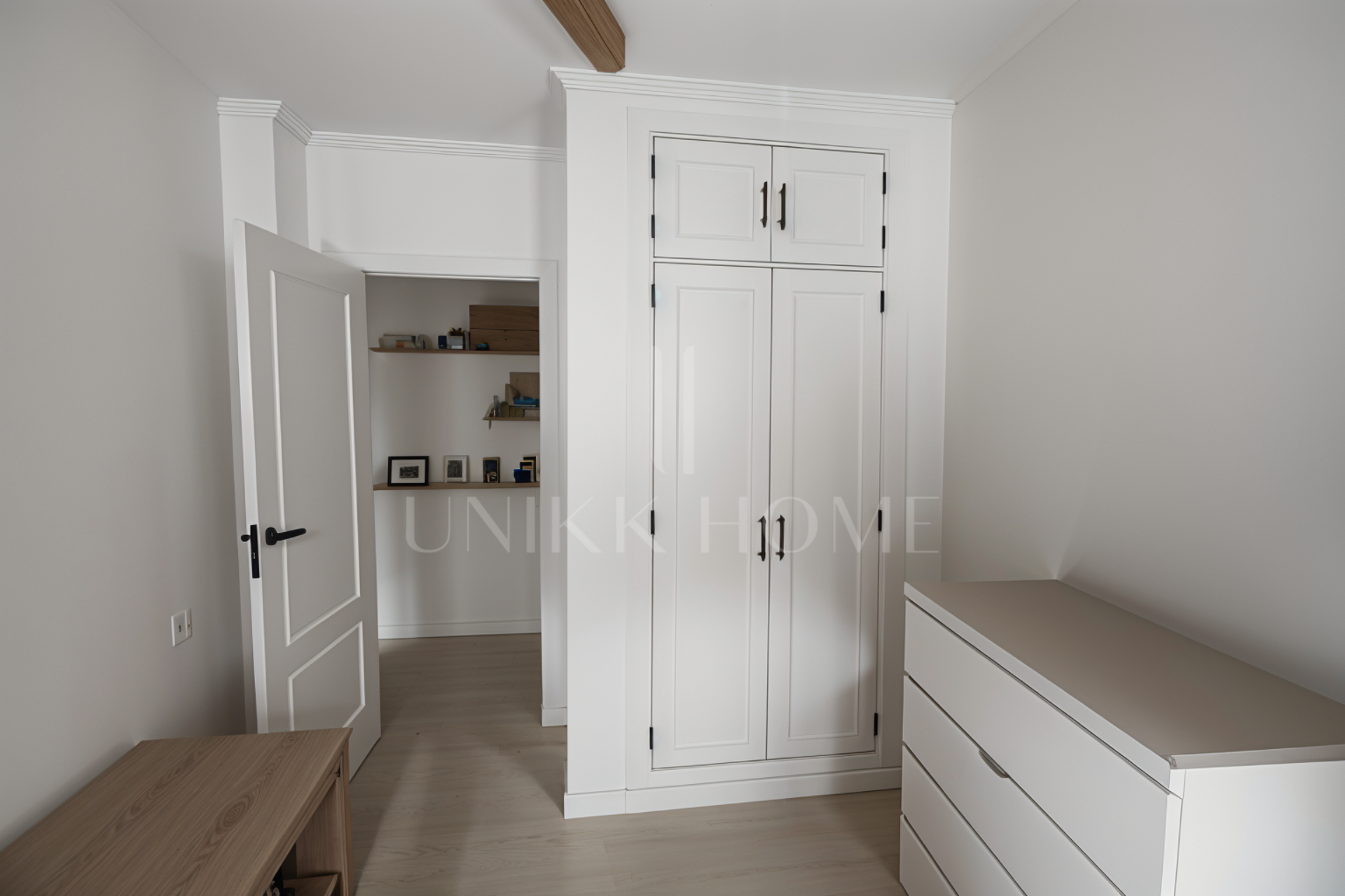 Apartamento reformado con garaje, trastero y piscina, cerca del casco histórico de Estepona - Centro