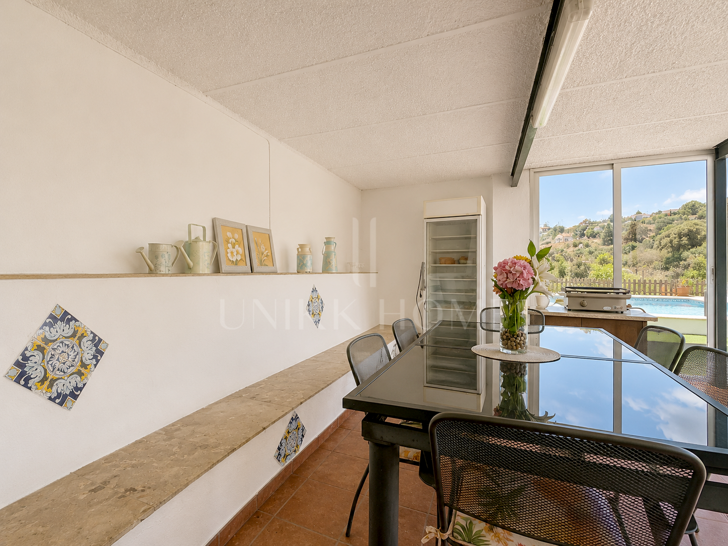 Finca Legalizada con Casa, Apartamento, Piscina y Producción de Aguacates en Las Alberdinas, Estepona