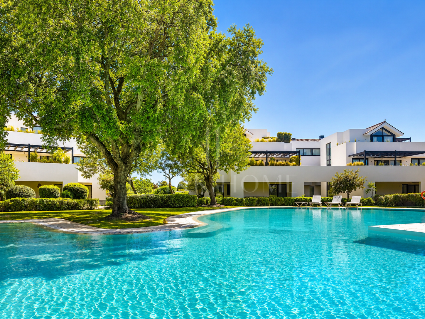 Duplex de Alta Gama con Basement de Ocio y Garaje para 6 Coches en Hacienda de Valderrama, Sotogrande