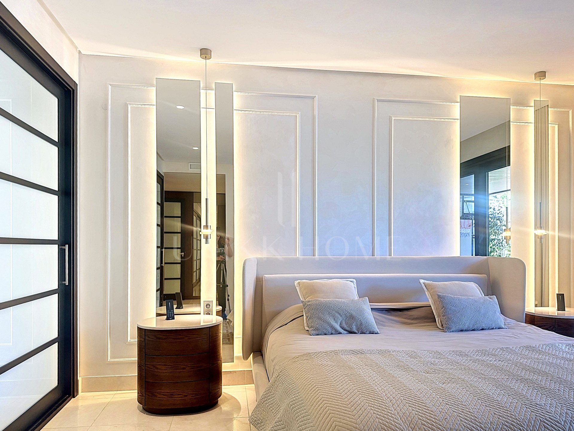 Duplex de Alta Gama con Basement de Ocio y Garaje para 6 Coches en Hacienda de Valderrama, Sotogrande