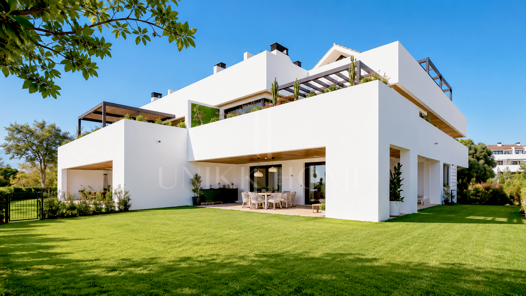 Duplex de Alta Gama con Basement de Ocio y Garaje para 6 Coches en Hacienda de Valderrama, Sotogrande