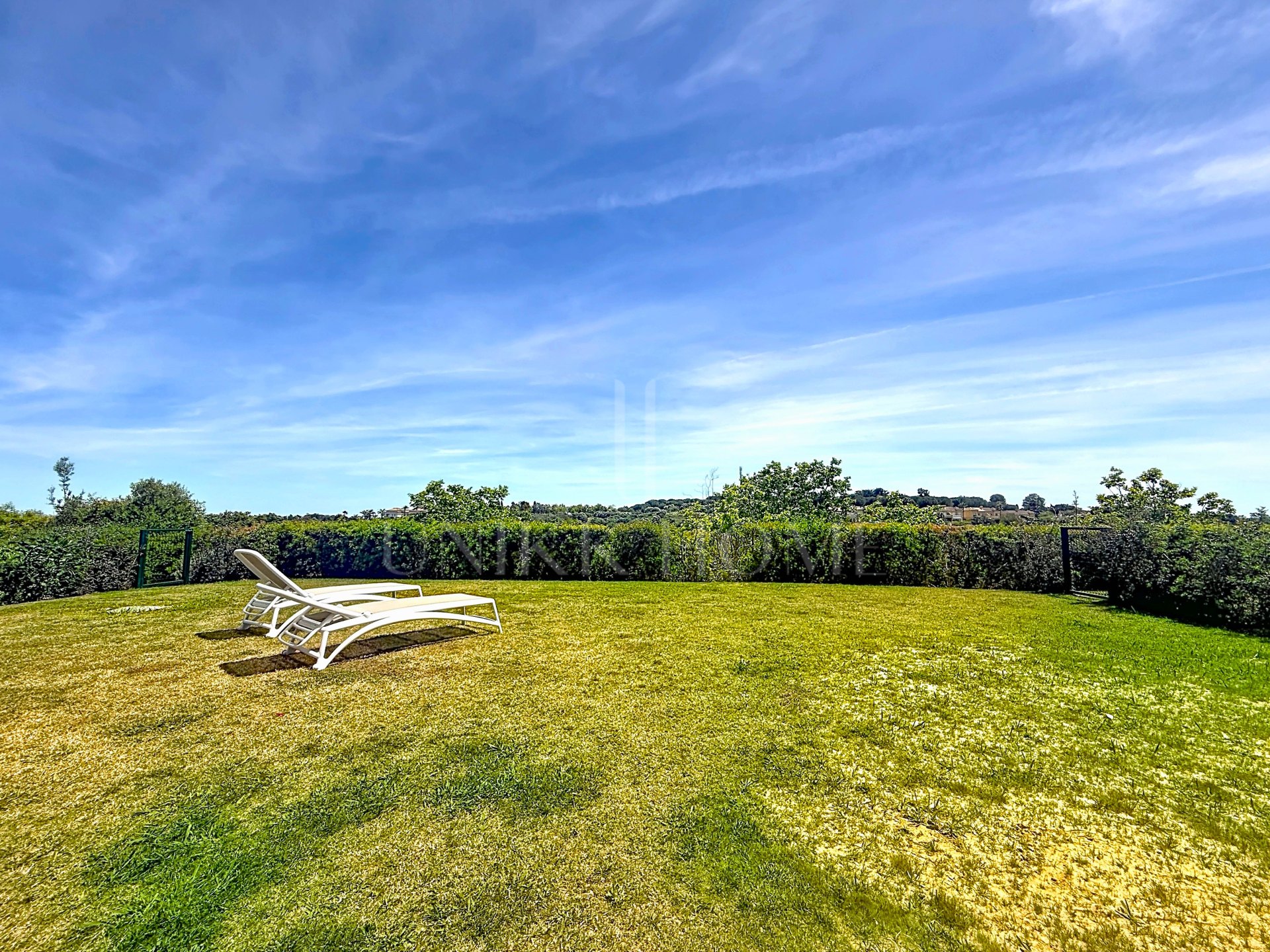 Duplex de Alta Gama con Basement de Ocio y Garaje para 6 Coches en Hacienda de Valderrama, Sotogrande