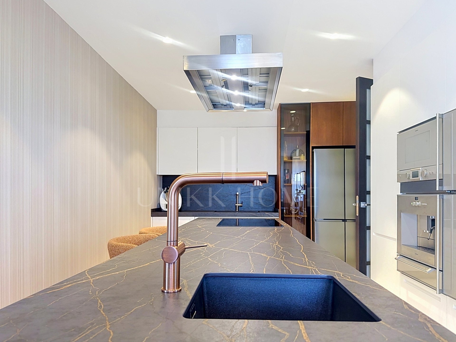 Duplex de Alta Gama con Basement de Ocio y Garaje para 6 Coches en Hacienda de Valderrama, Sotogrande