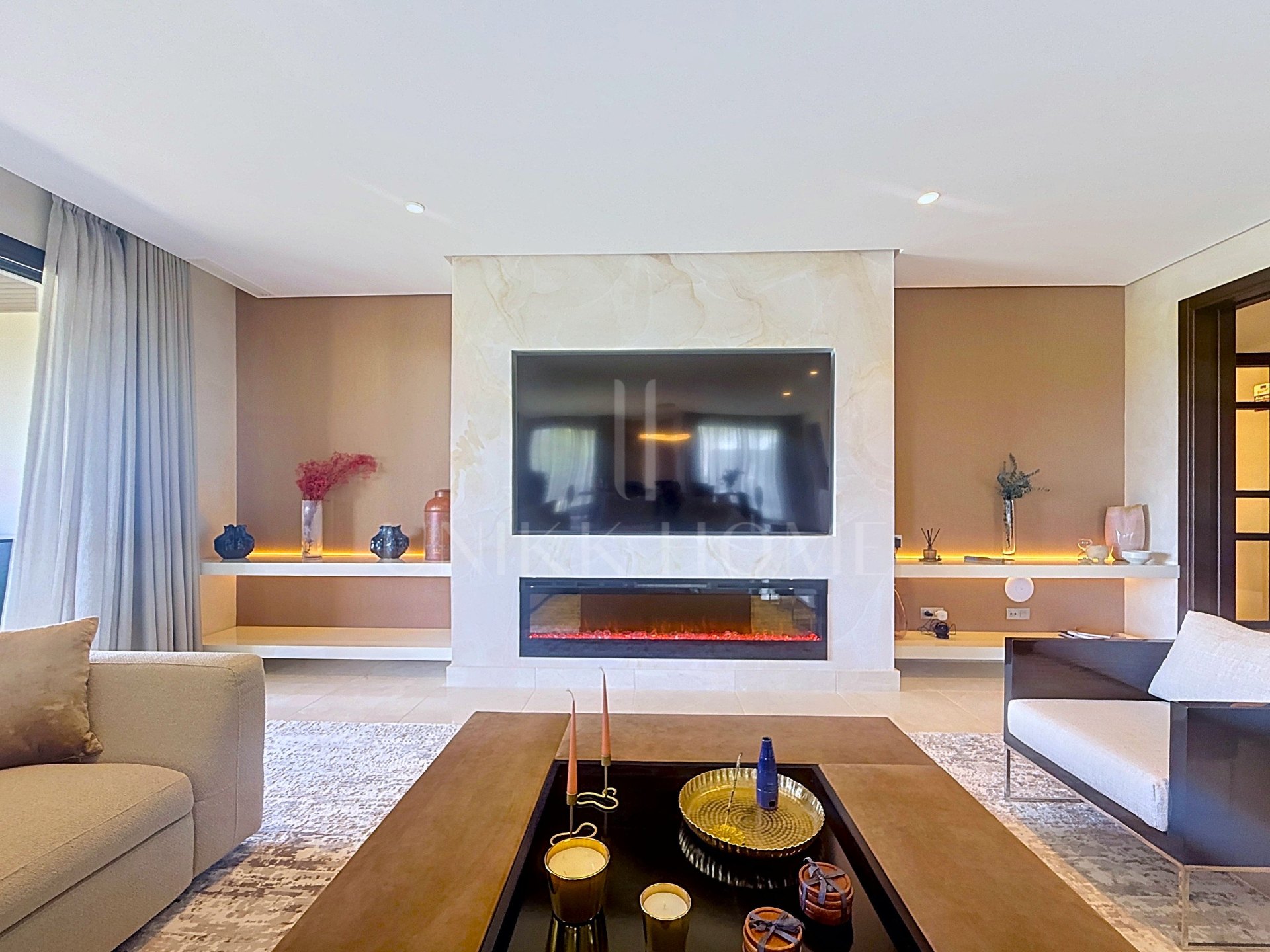 Duplex de Alta Gama con Basement de Ocio y Garaje para 6 Coches en Hacienda de Valderrama, Sotogrande