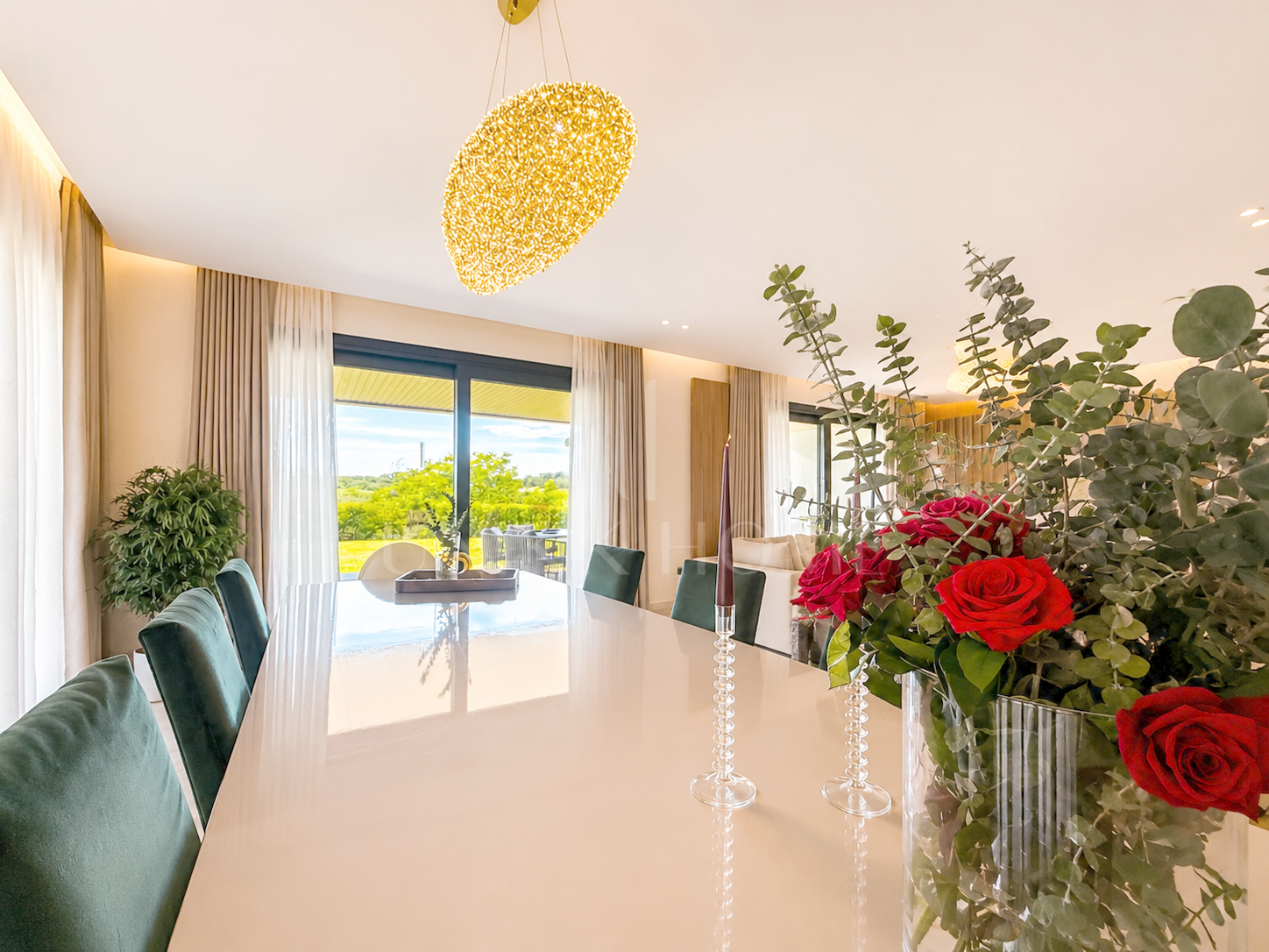 Duplex de Alta Gama con Basement de Ocio y Garaje para 6 Coches en Hacienda de Valderrama, Sotogrande