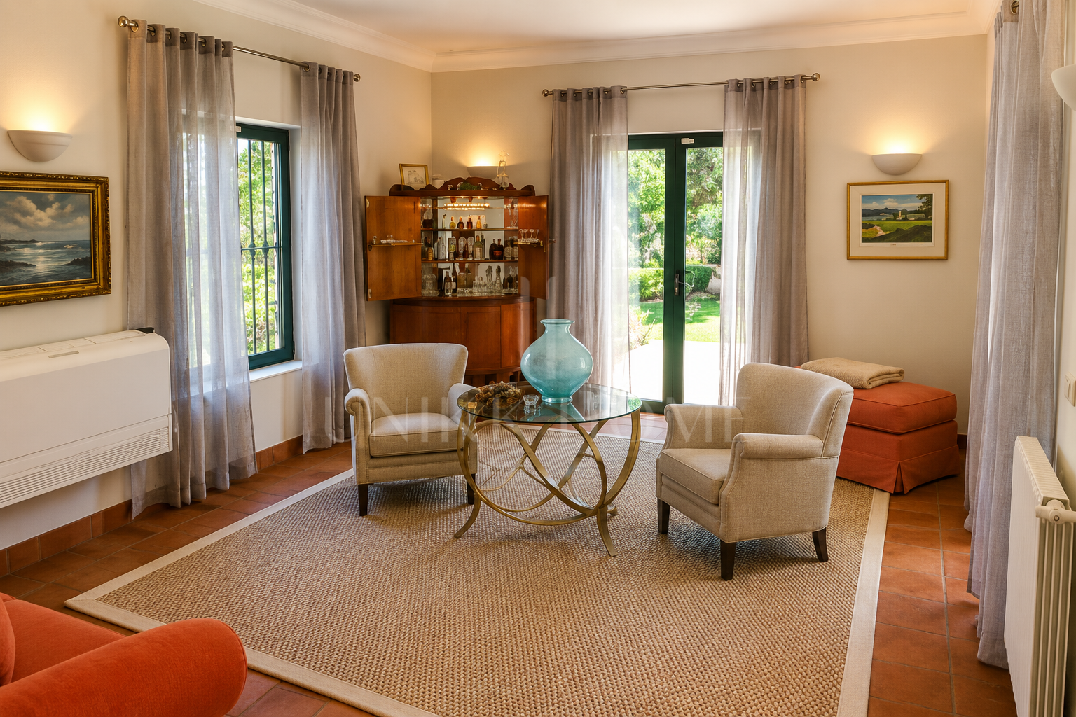 Elegante Villa Mediterránea de Lujo en Sotogrande Alto con Amplios Jardines y Piscina Privada