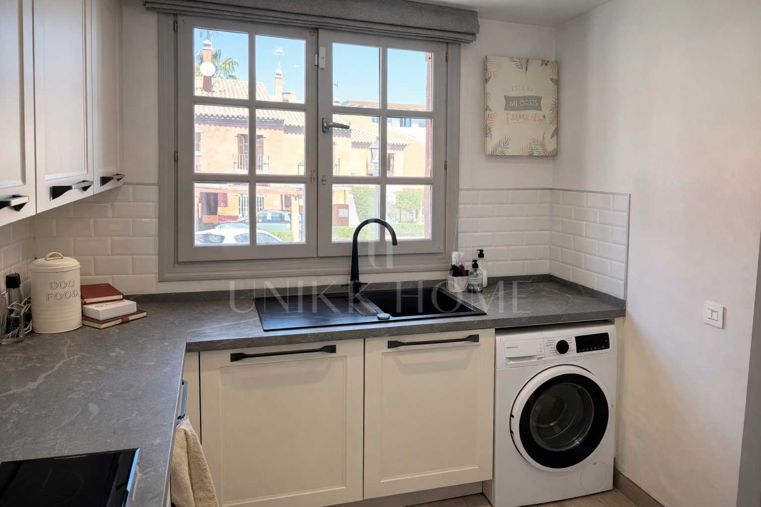 3-BEDROOM TOWNHOUSE BY THE SEA – BAHÍA ESTEPONA