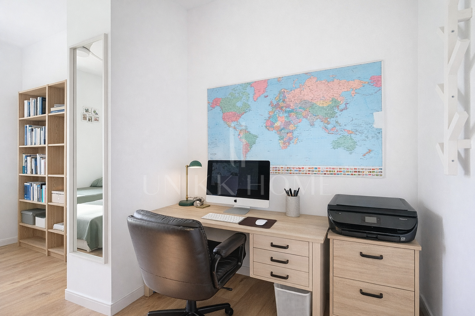 SELECT PENTHOUSE WITH PANORAMIC AND SEA VIEWS IN CENTRAL LOCATION - ESTEPONA