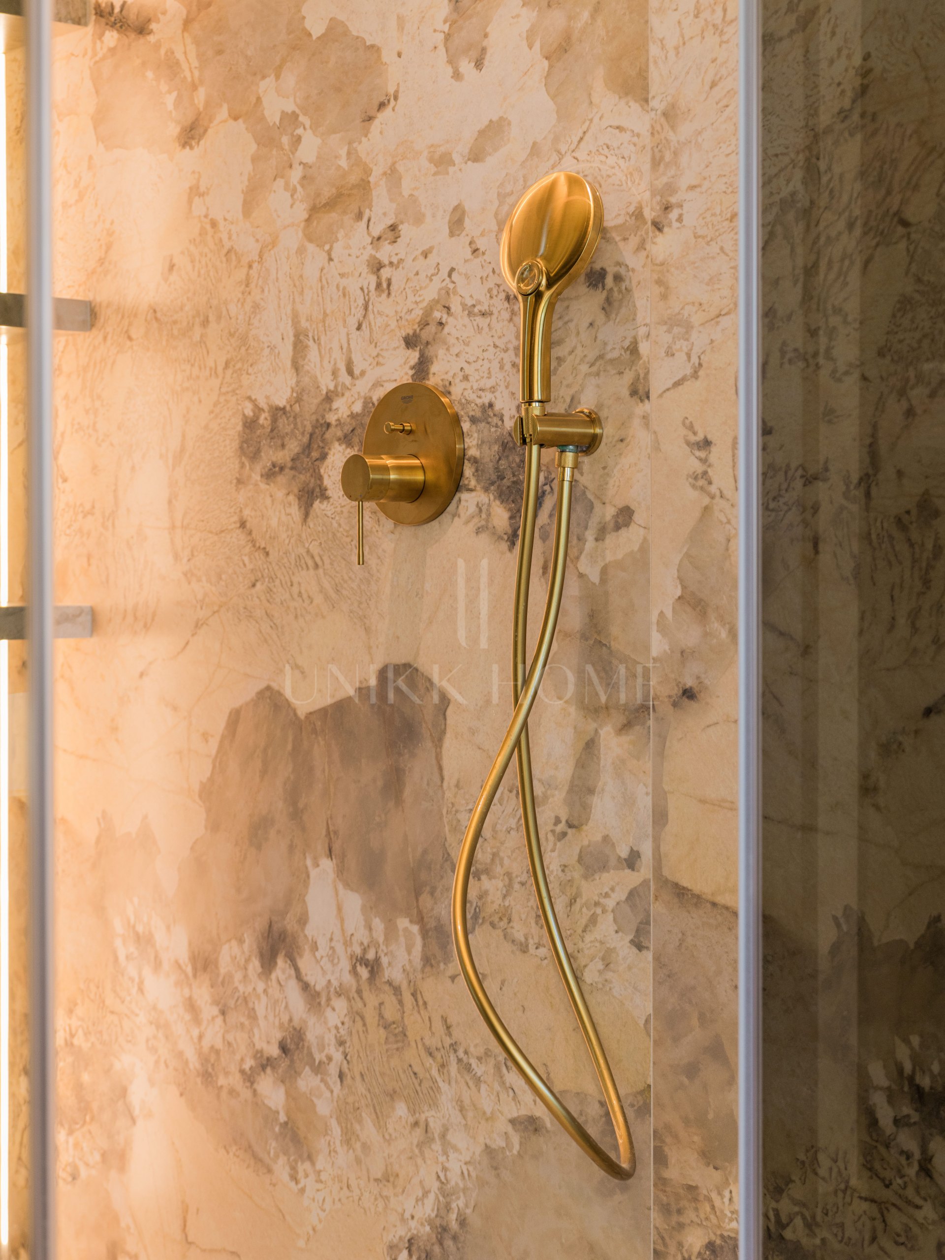 Apartamento de lujo en primera línea de playa en Costalita, Estepona