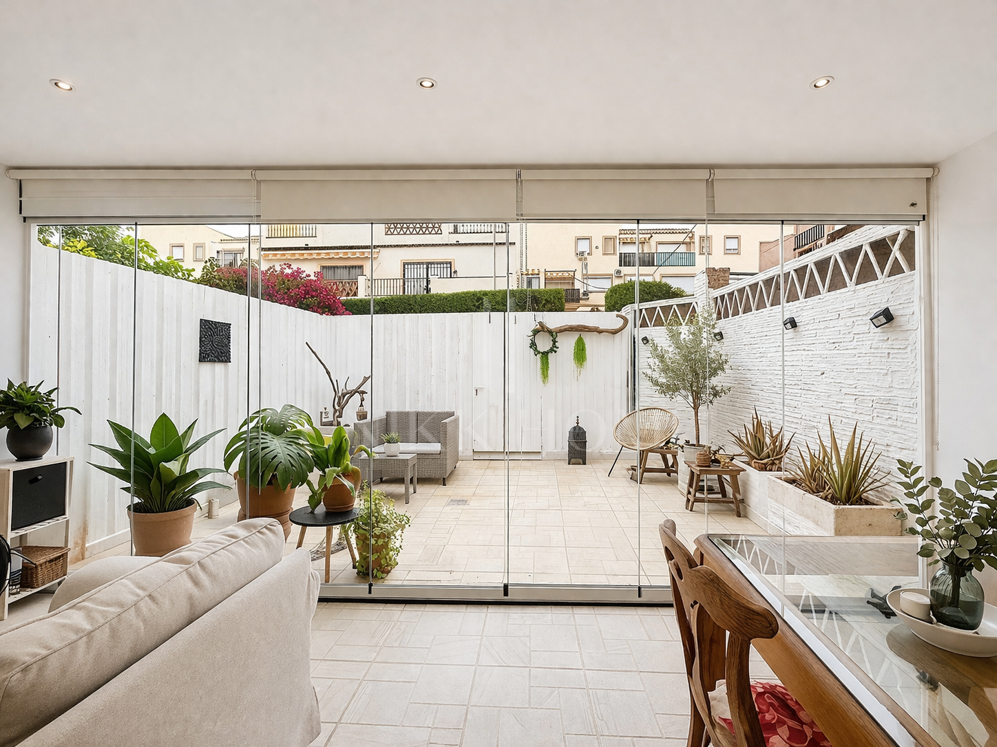 Beautiful townhouse just 100m from the beach in Playa del Ángel, Estepona