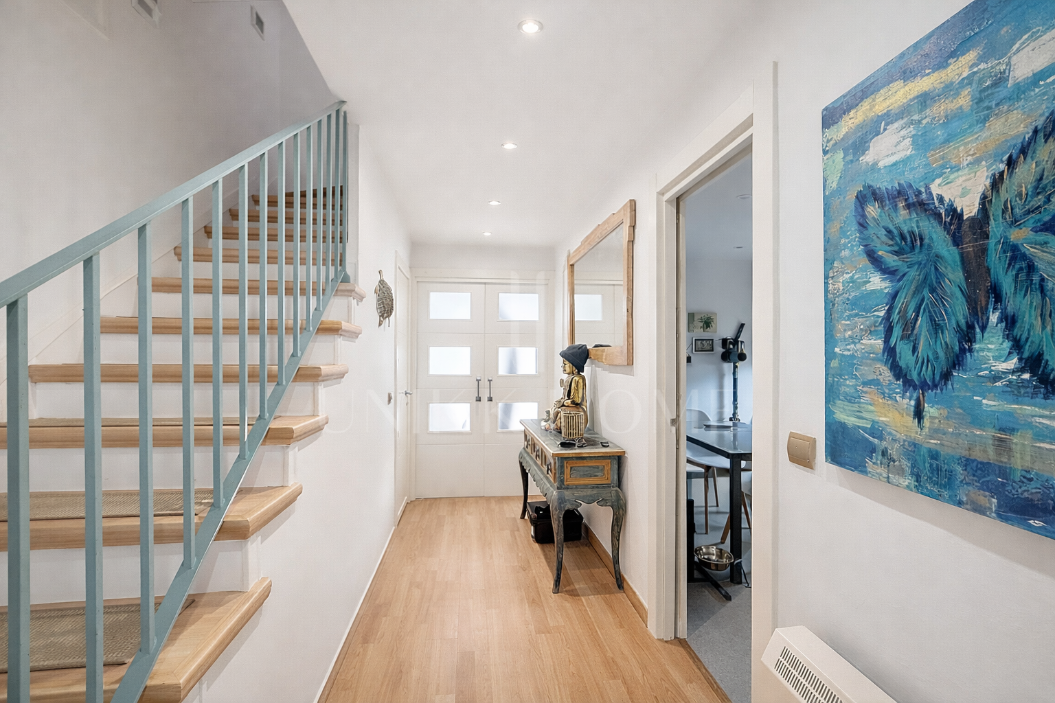 Beautiful townhouse just 100m from the beach in Playa del Ángel, Estepona