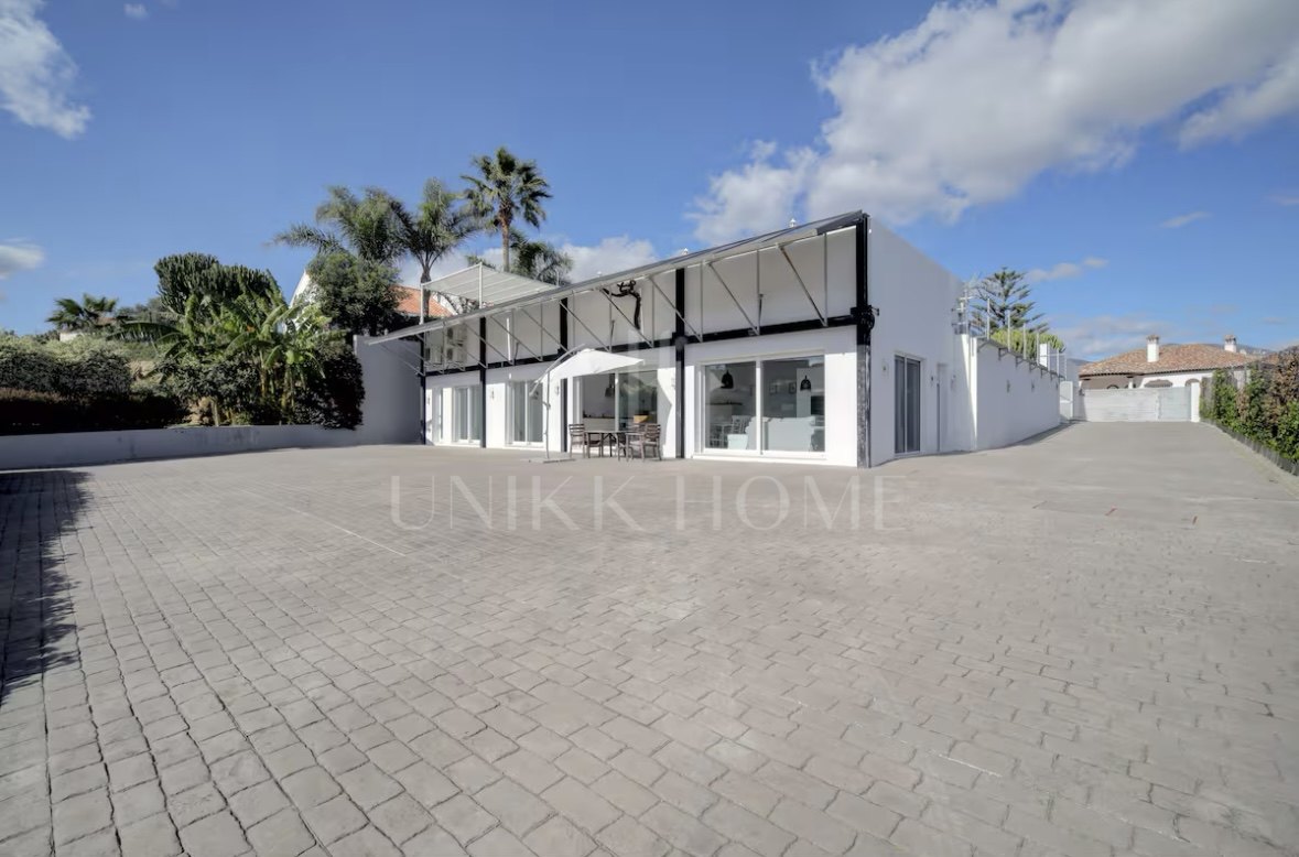 10.000 m² de privacidad, espacio y vistas panorámicas al mar – Una oportunidad única cerca de Sotogrande - Manilva