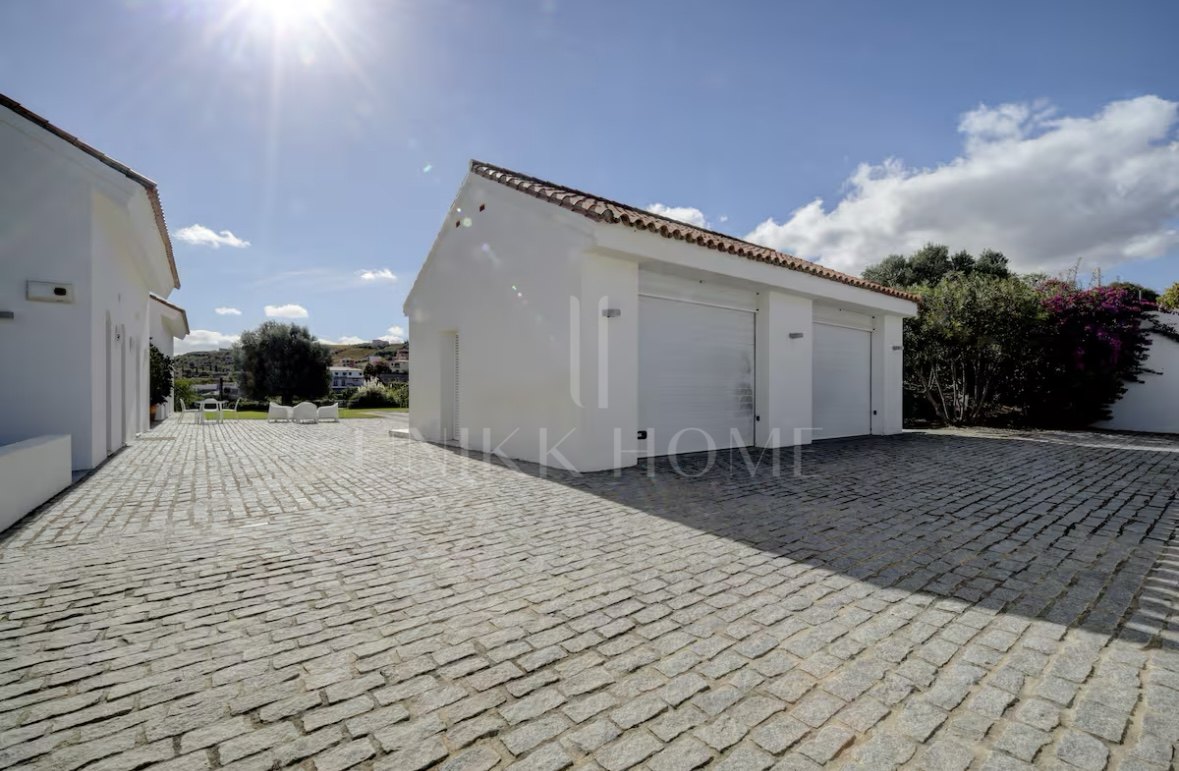 10.000 m² de privacidad, espacio y vistas panorámicas al mar – Una oportunidad única cerca de Sotogrande - Manilva