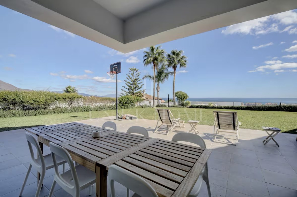 10.000 m² de privacidad, espacio y vistas panorámicas al mar – Una oportunidad única cerca de Sotogrande - Manilva