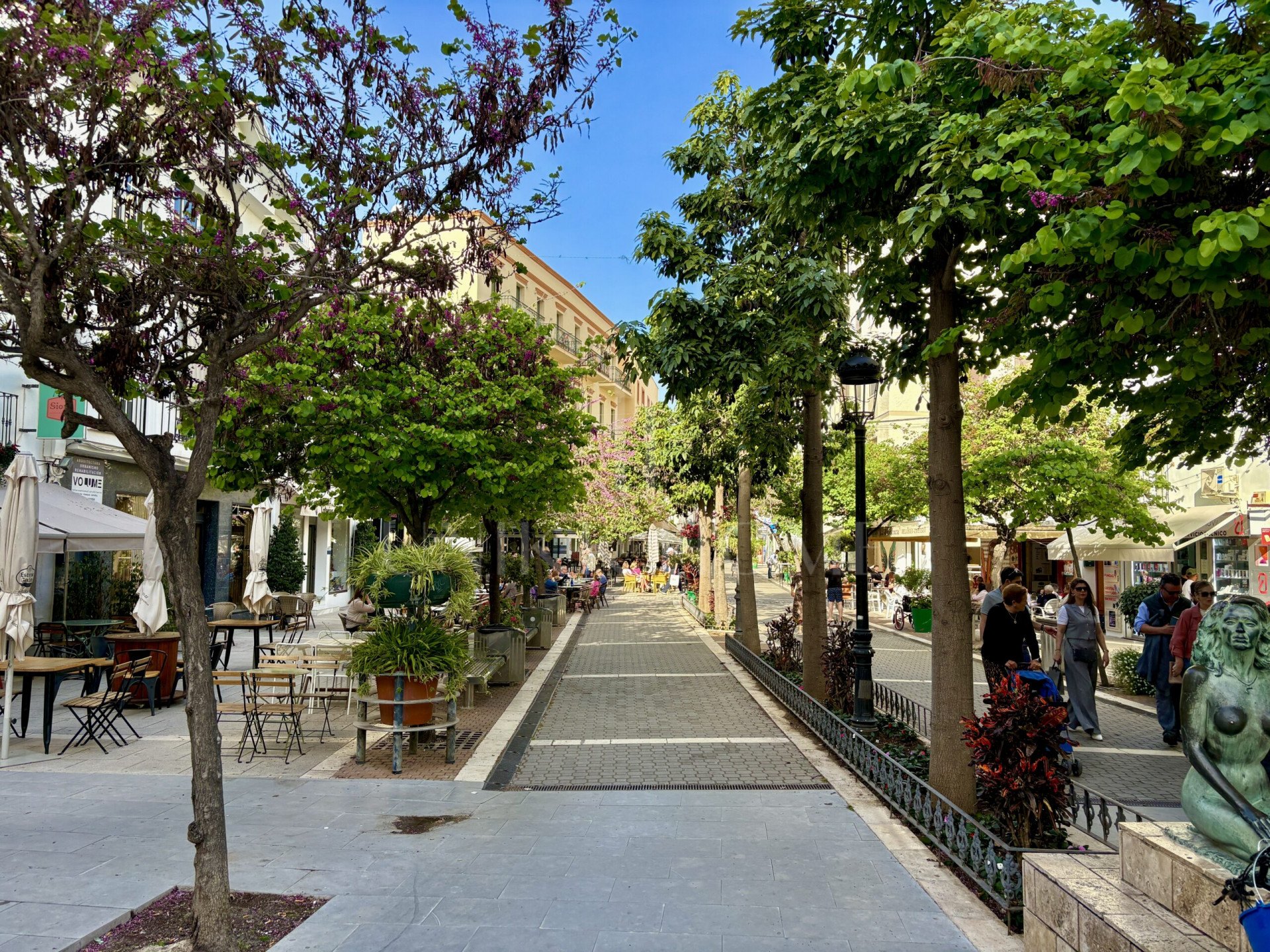 Sea View Apartment with Tourist Licence in Punta Doncella – Excellent Investment Opportunity