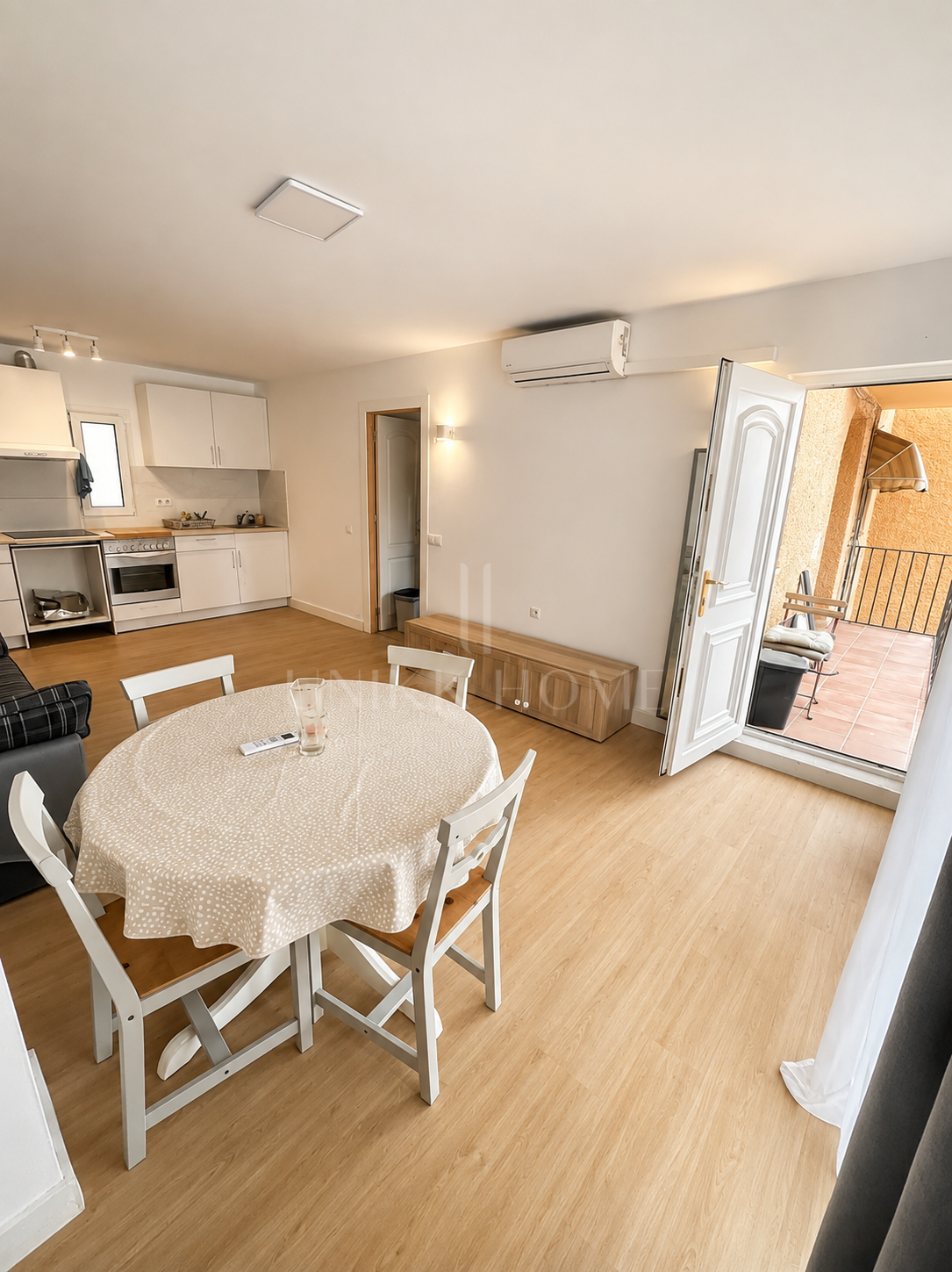 Sea View Apartment with Tourist Licence in Punta Doncella – Excellent Investment Opportunity