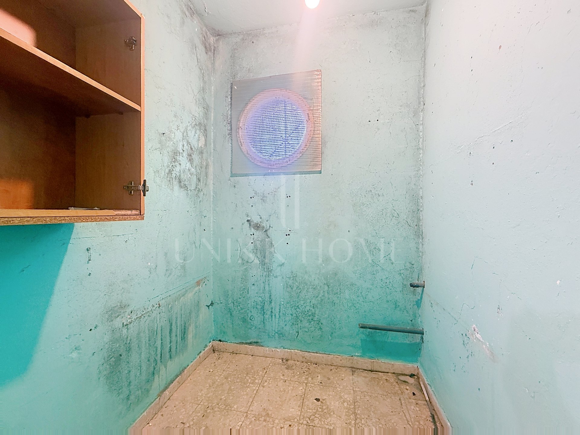 Exclusive beachfront plot to create a luxury villa – New Golden Mile, Estepona