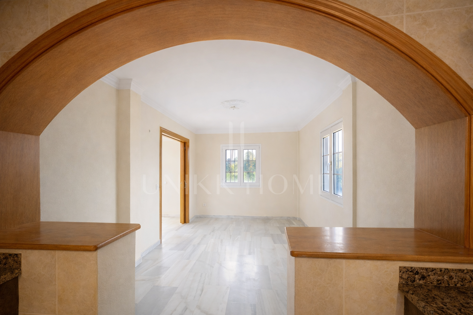 LARGE FAMILY VILLA WITH SPACIOUS PLOT, SWIMMING POOL AND INDEPENDENT APARTMENT IN EL PADRÓN - ESTEPONA