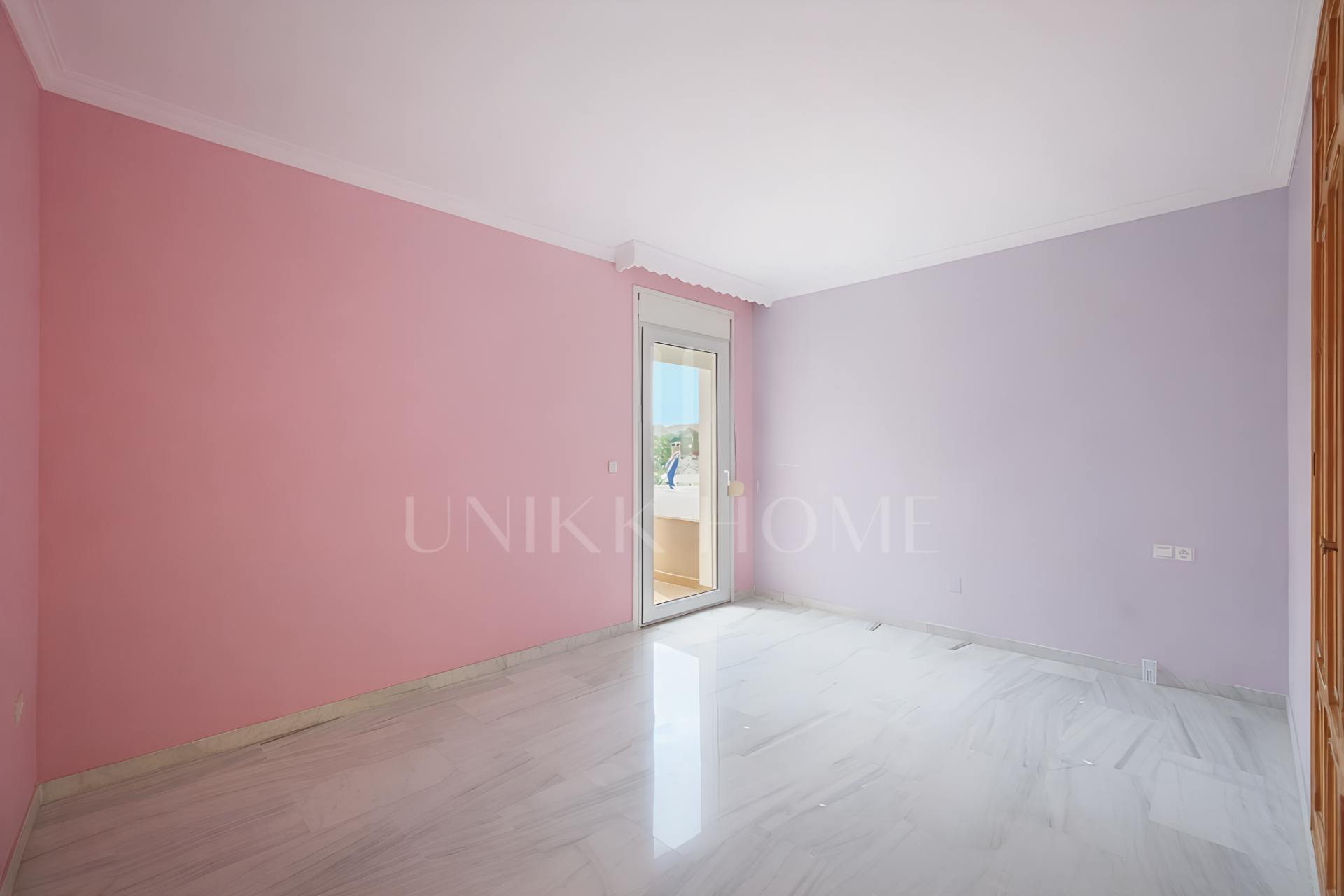 LARGE FAMILY VILLA WITH SPACIOUS PLOT, SWIMMING POOL AND INDEPENDENT APARTMENT IN EL PADRÓN - ESTEPONA