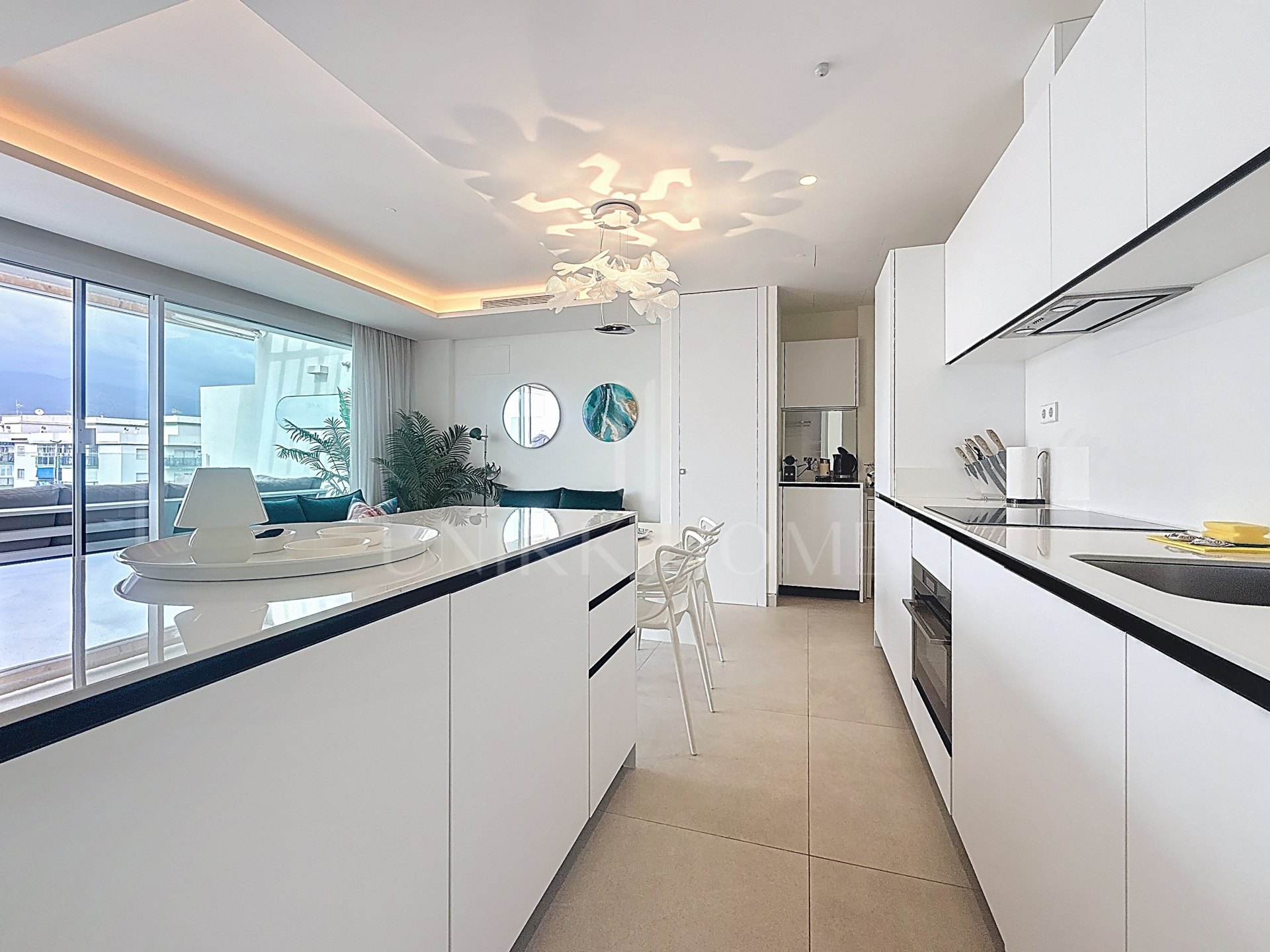 Penthouse in Darya - Modern Development Fronline Sea on the Beach Promenade of Estepona Center