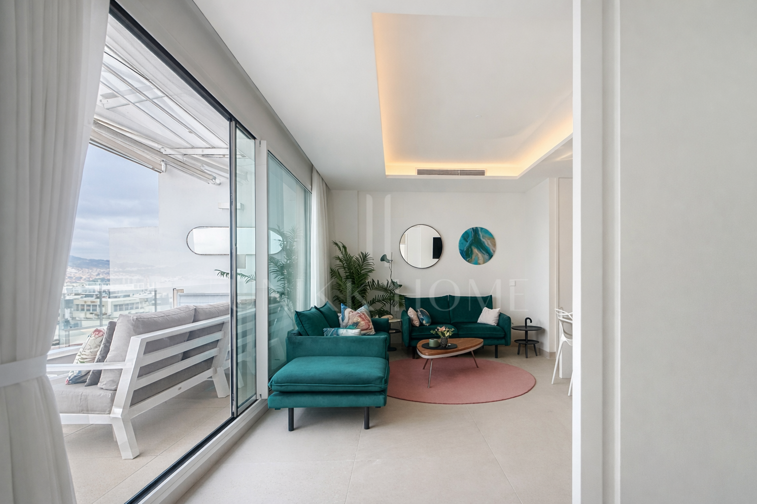 Penthouse in Darya - Modern Development Fronline Sea on the Beach Promenade of Estepona Center