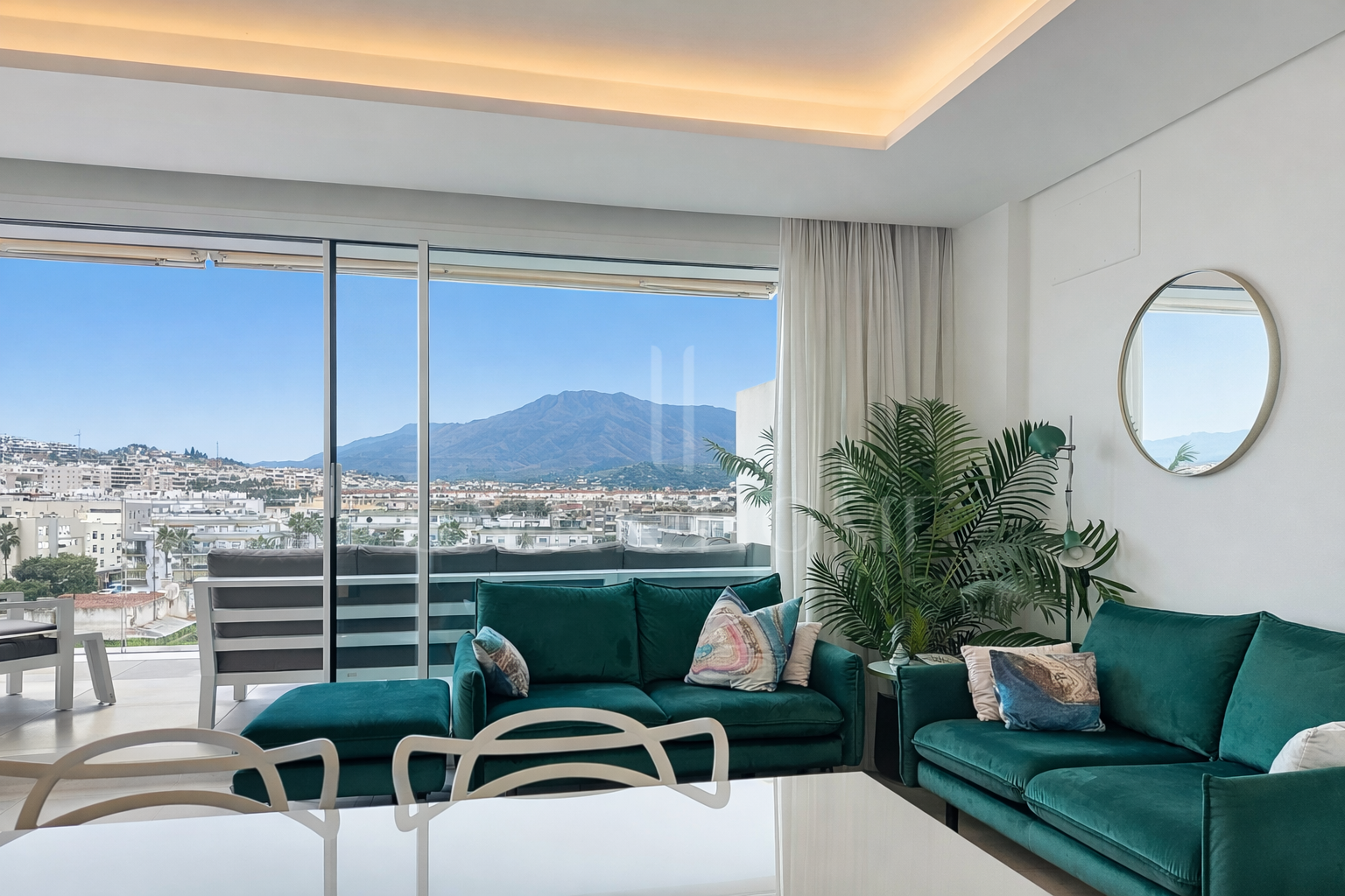 Penthouse in Darya - Modern Development Fronline Sea on the Beach Promenade of Estepona Center