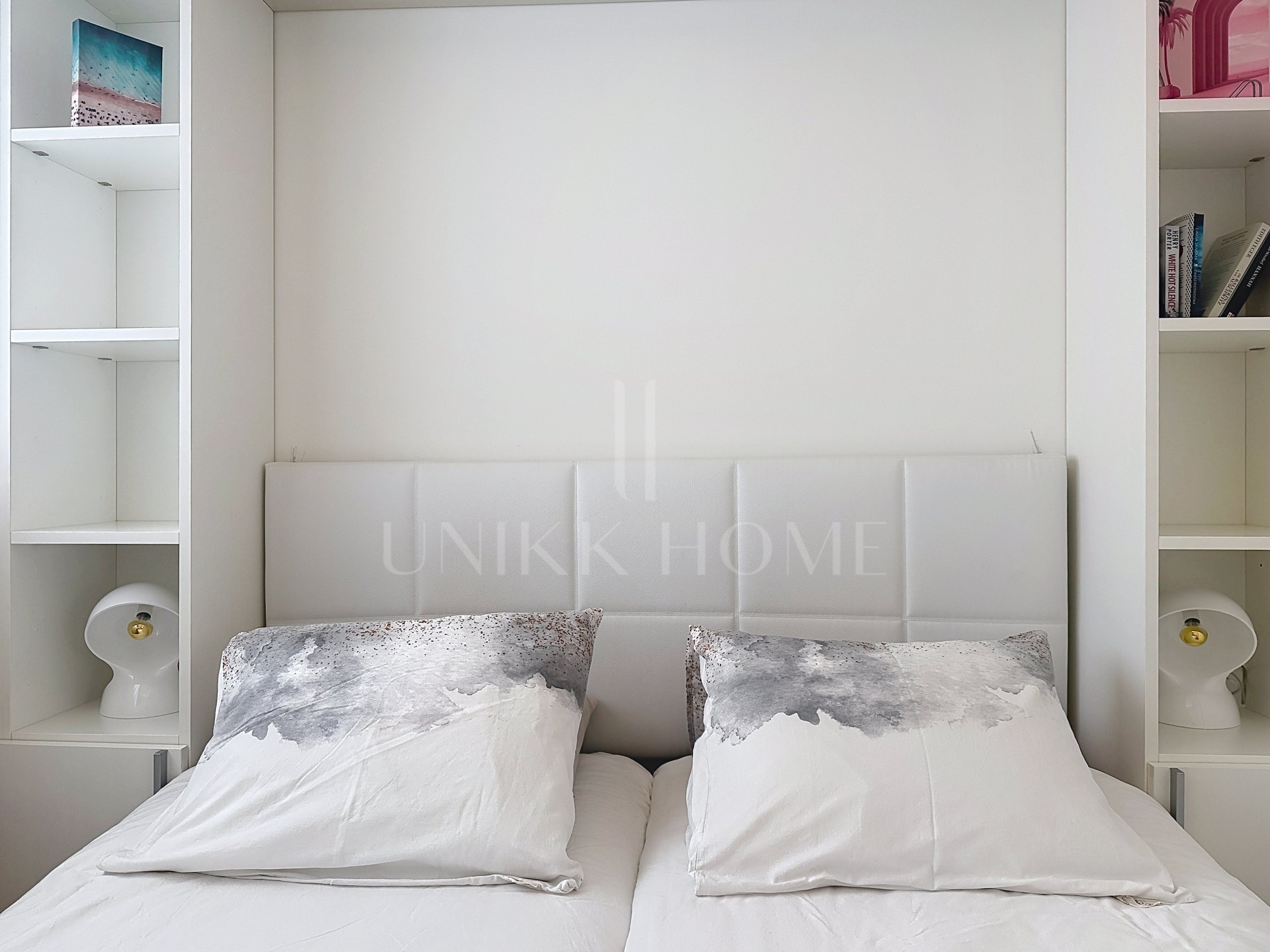 Penthouse in Darya - Modern Development Fronline Sea on the Beach Promenade of Estepona Center