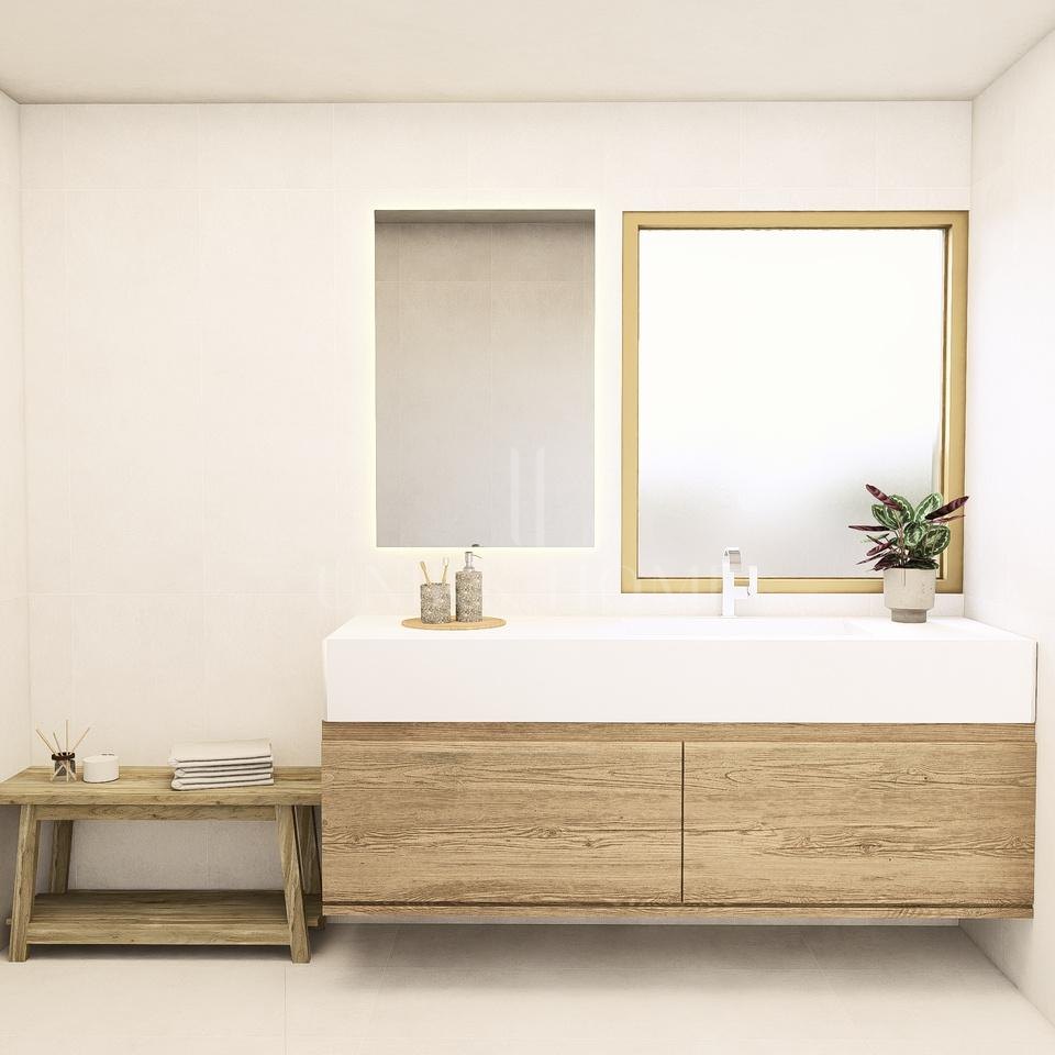 Duplex con terrazas privadas - moderno y amueblado - en el corazón del Casco Antiguo de Estepona.