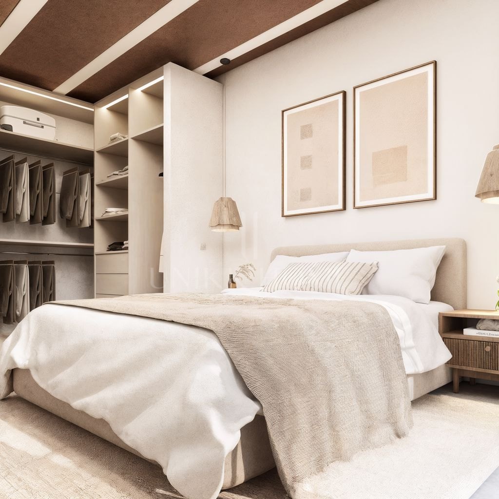 FULLY RENOVATED AND FURNISHED TURNKEY DUPLEX – OLD TOWN ESTEPONA