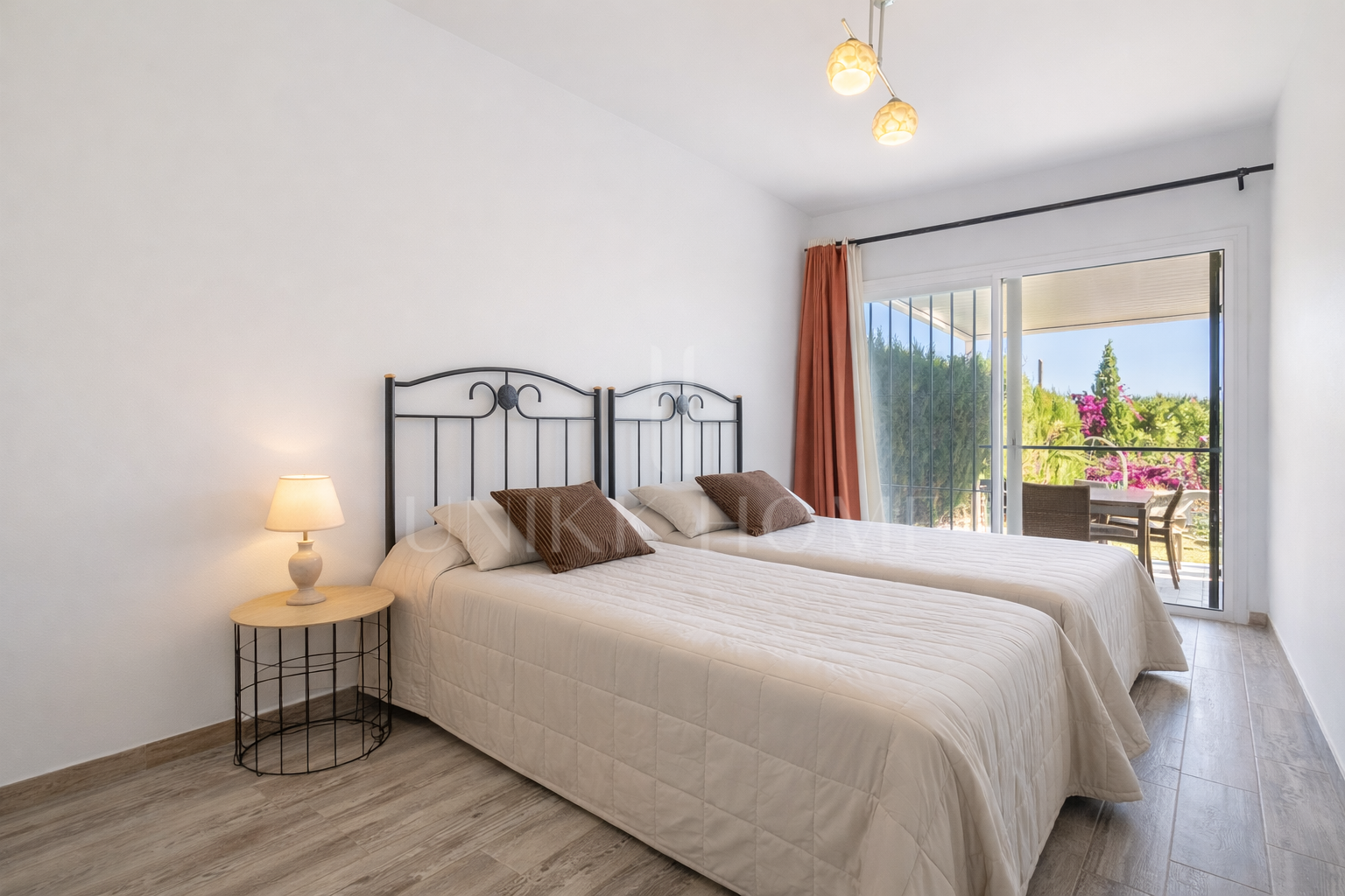 Townhouse with sea views and versatile attic - Seghers