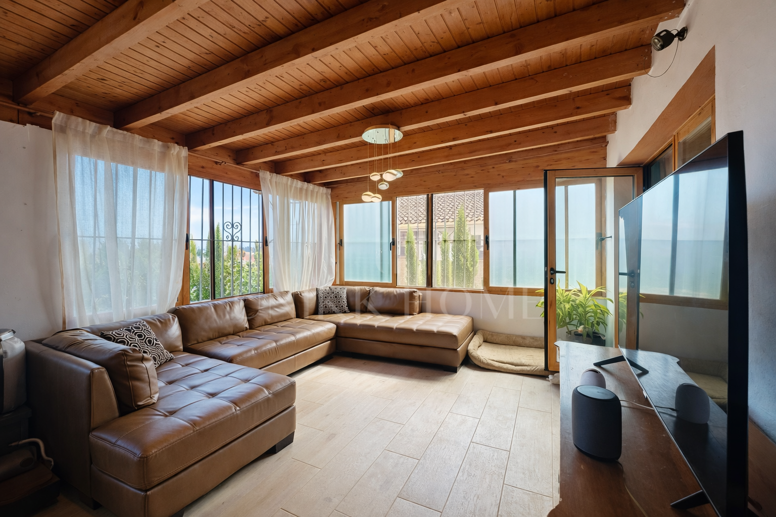 Villa con piscina privada y vistas al mar en Buenas Noches, Estepona