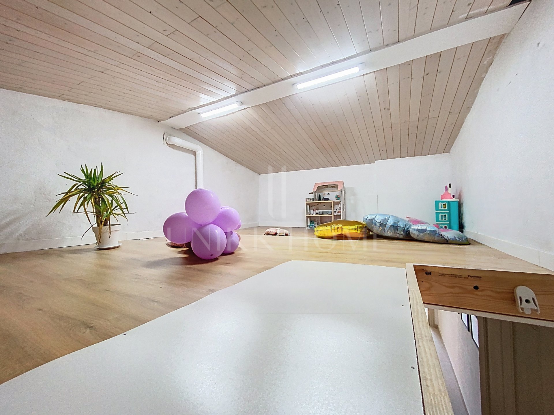 Renovated townhouse with sea views next to the Port and Playa del Cristo – Estepona