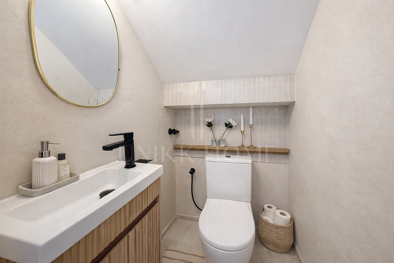 Renovated townhouse with sea views next to the Port and Playa del Cristo – Estepona