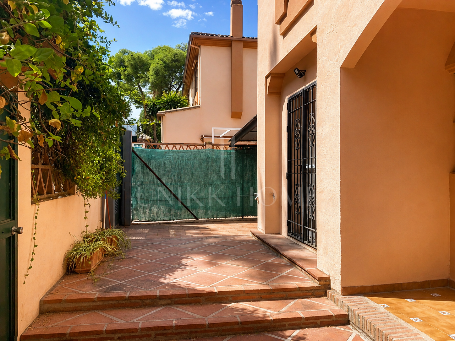 Doble Vivienda con Vistas al Golf - Pareado con Apartamento de Invitados junto al Golf en Guadalmina Alta