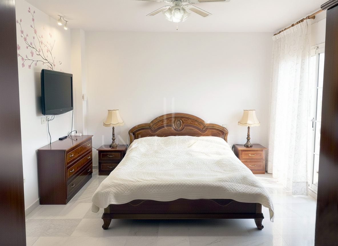 Individual Villa in Community Near Atalaya Golf, Estepona East