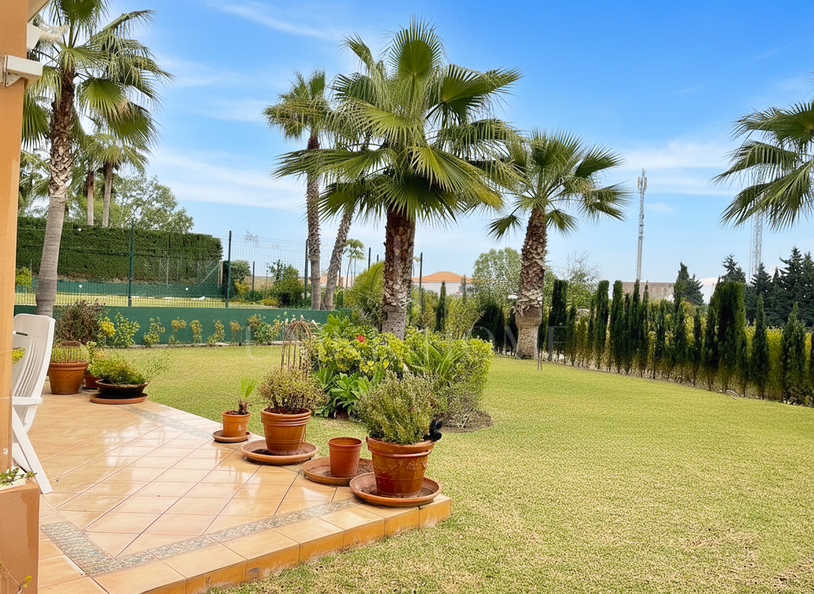 Individual Villa in Community Near Atalaya Golf, Estepona East