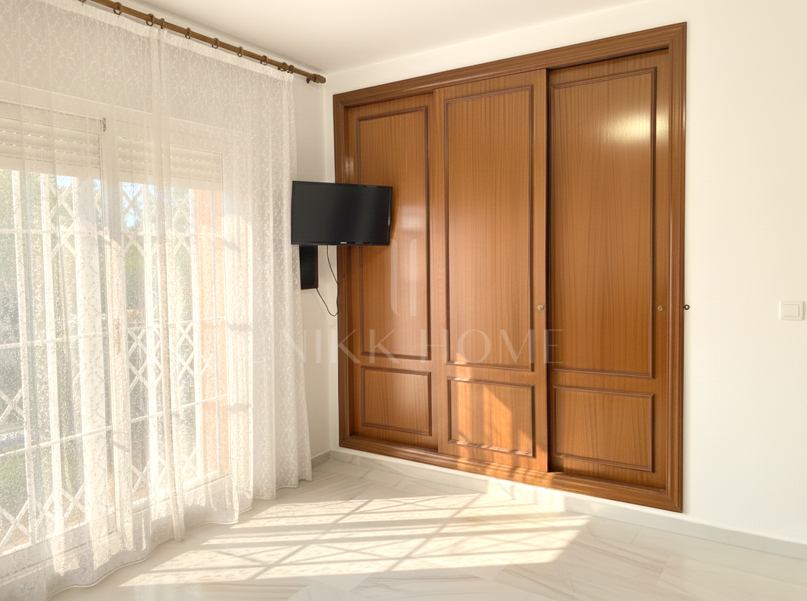 Individual Villa in Community Near Atalaya Golf, Estepona East