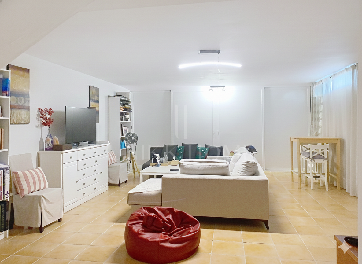 GRAN ADOSADO CON VISTAS AL GOLF Y AL MAR Y CON SÓTANO EXTRA - ESTEPONA GOLF