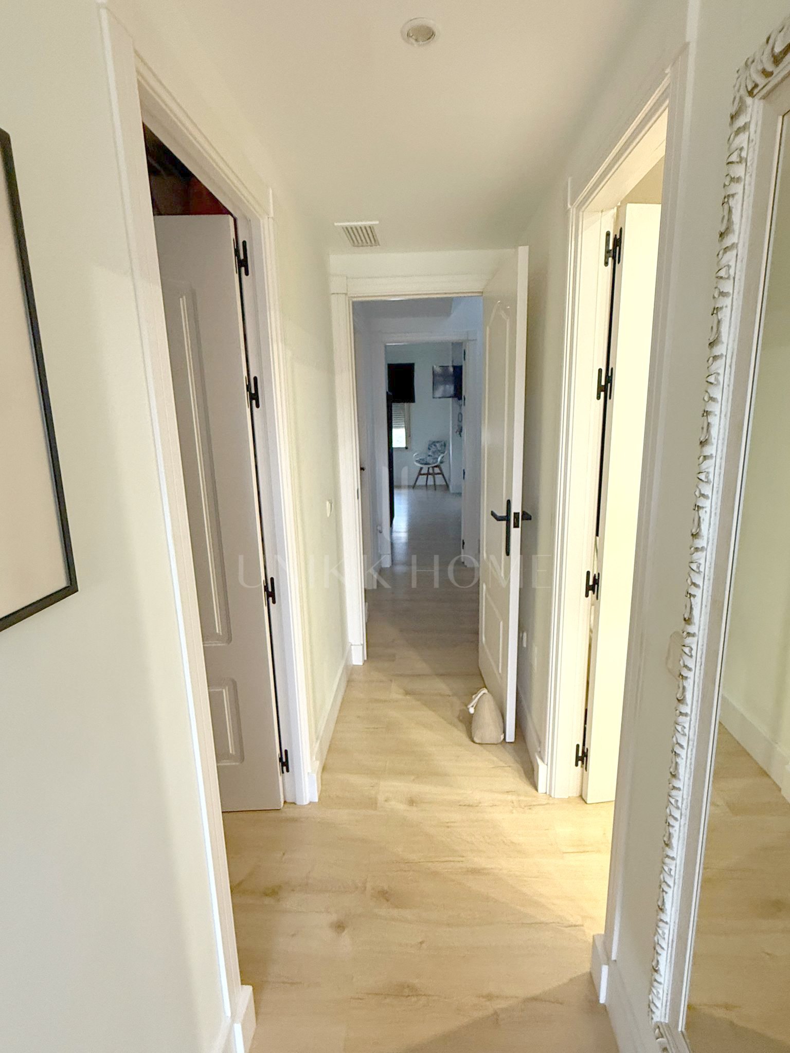 GRAN ADOSADO CON SÓTANO EXTRA EN ESTEPONA GOLF