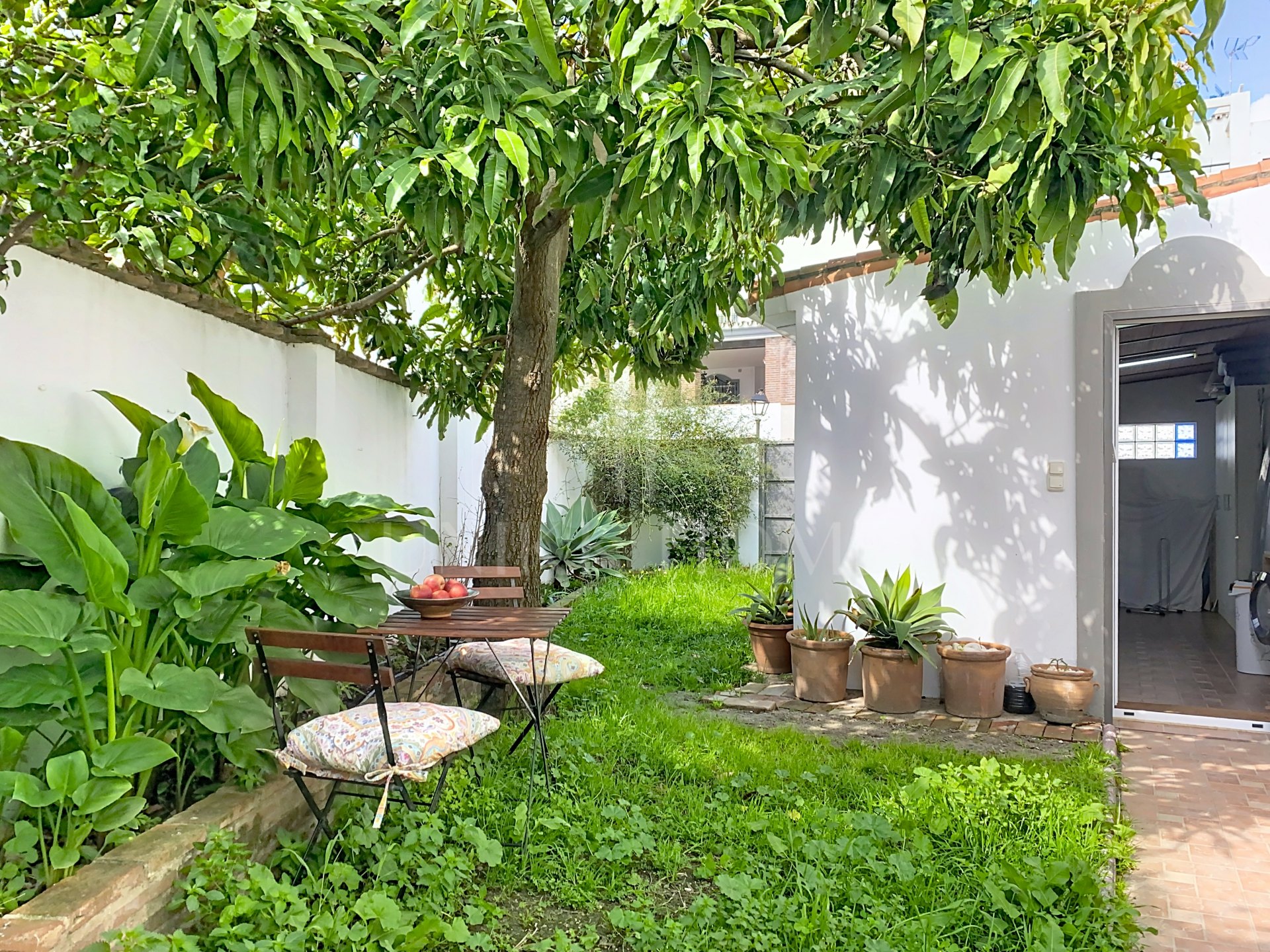 Spacious House with Garden in the Center of Estepona