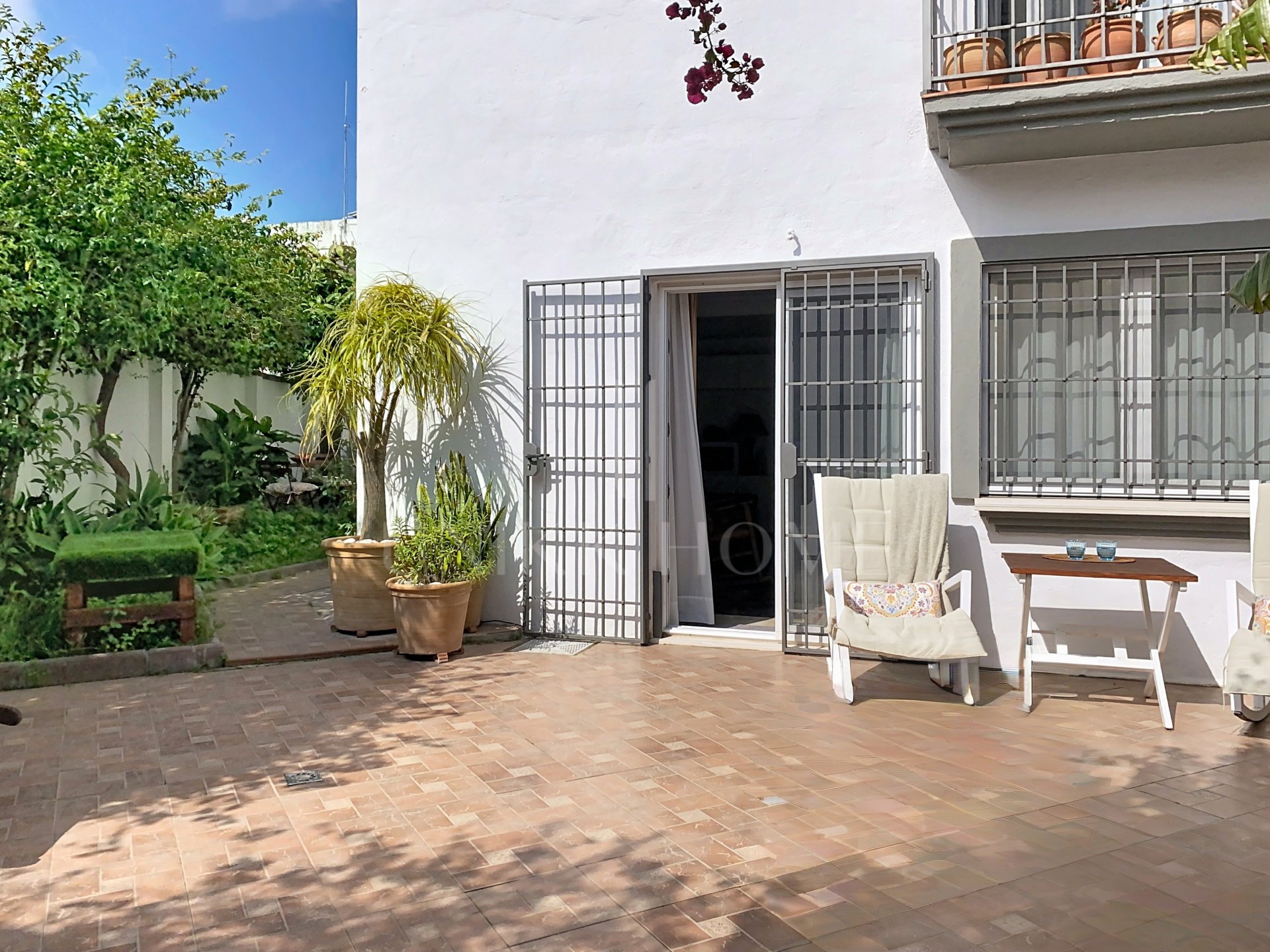 Spacious House with Garden in the Center of Estepona