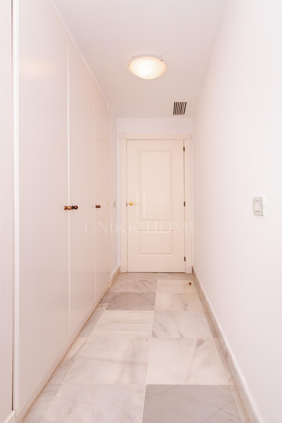 Amplio apartamento de cuatro dormitorios en Hacienda del Sol - Zona de playa de la Nueva Milla de Oro, Estepona Este