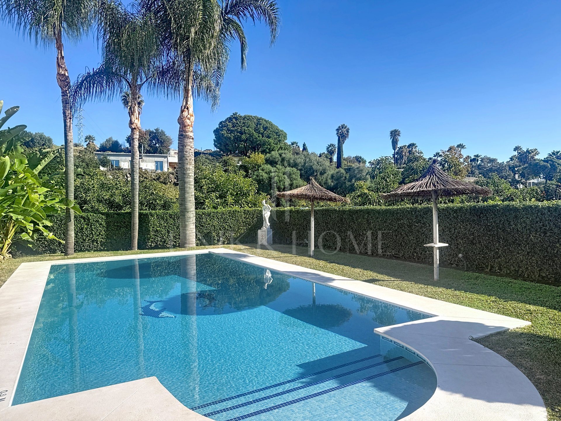 Country house in La Alberdina, East Estepona, with private pool and fruit orchard